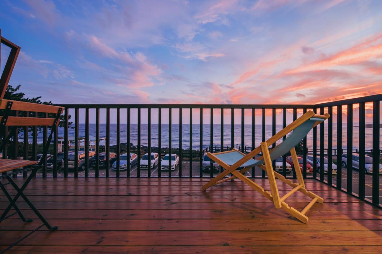 Chuanfanrock Haku Beach Days Inn Cape Eluanbi Екстер'єр фото